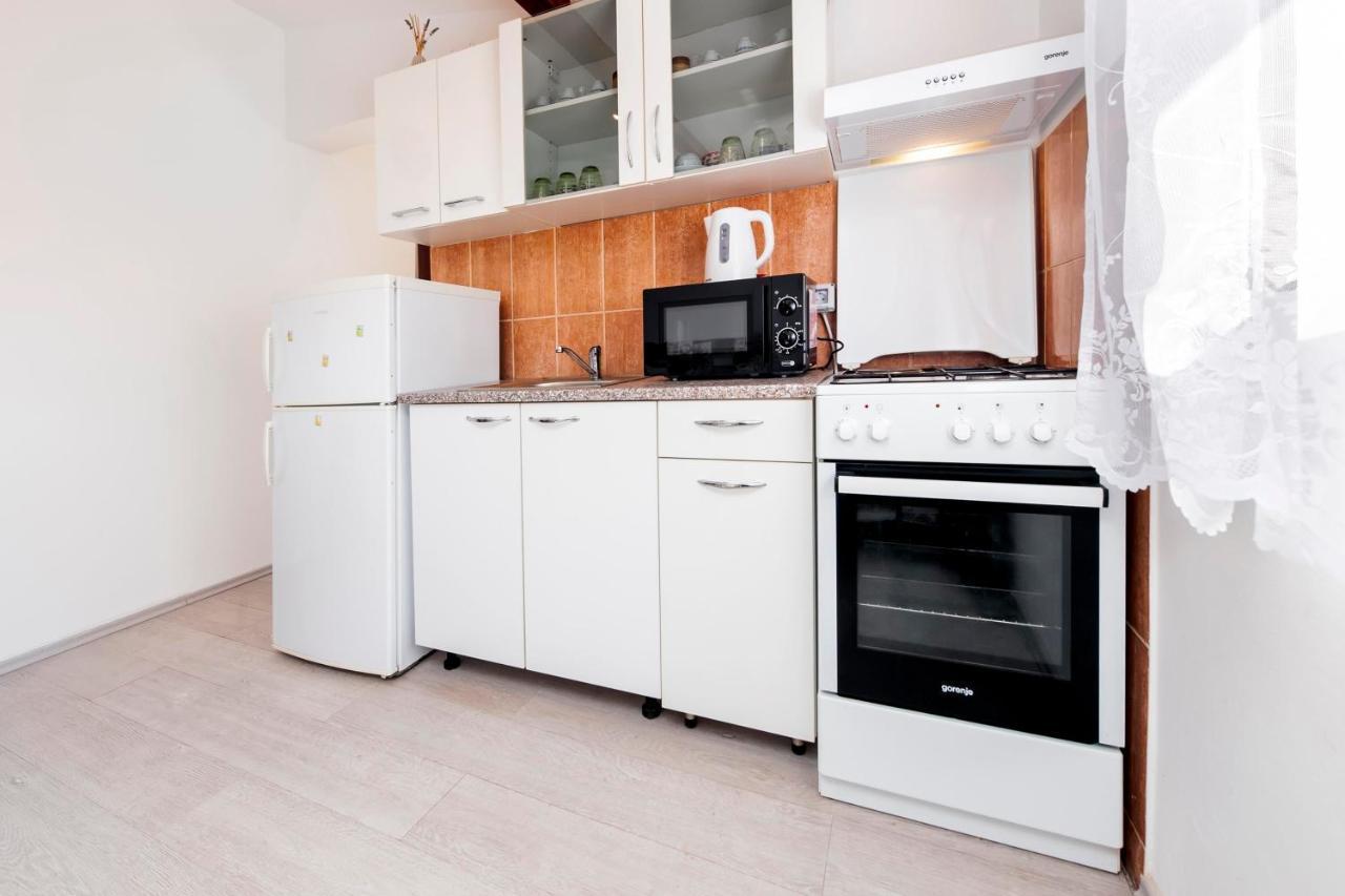 Studio Nena โรวีน ภายนอก รูปภาพ